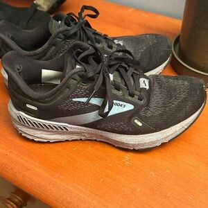 Brooks Black and purple Running Shoes